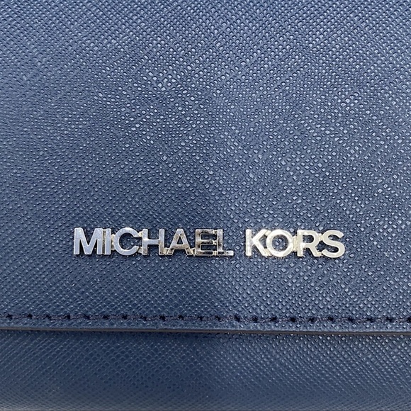 MICHAEL KORS LG CHAIN BACKPACK & SM TZ COINPOUCH - Picture 10 of 16